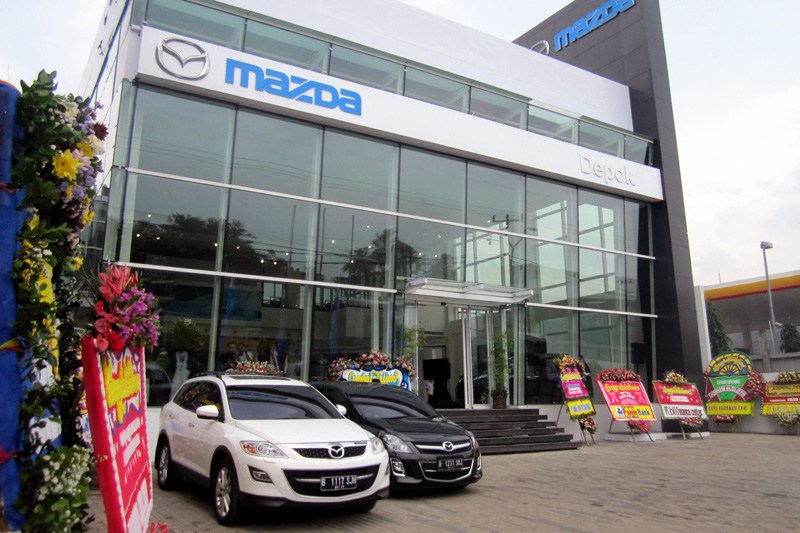 Showroom Mazda Depok