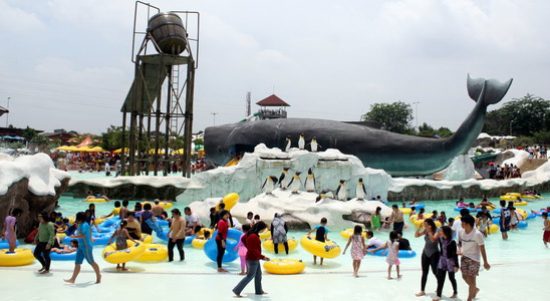 kolam Renang Snowbay